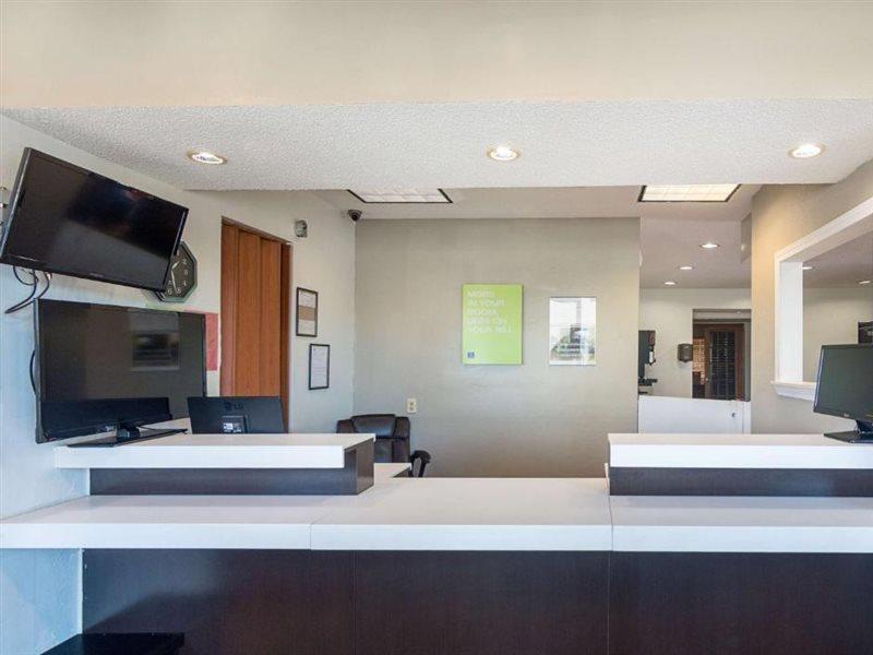 Studio Inn Extended Stay Oklahoma City Airport By Oyo Exterior foto
