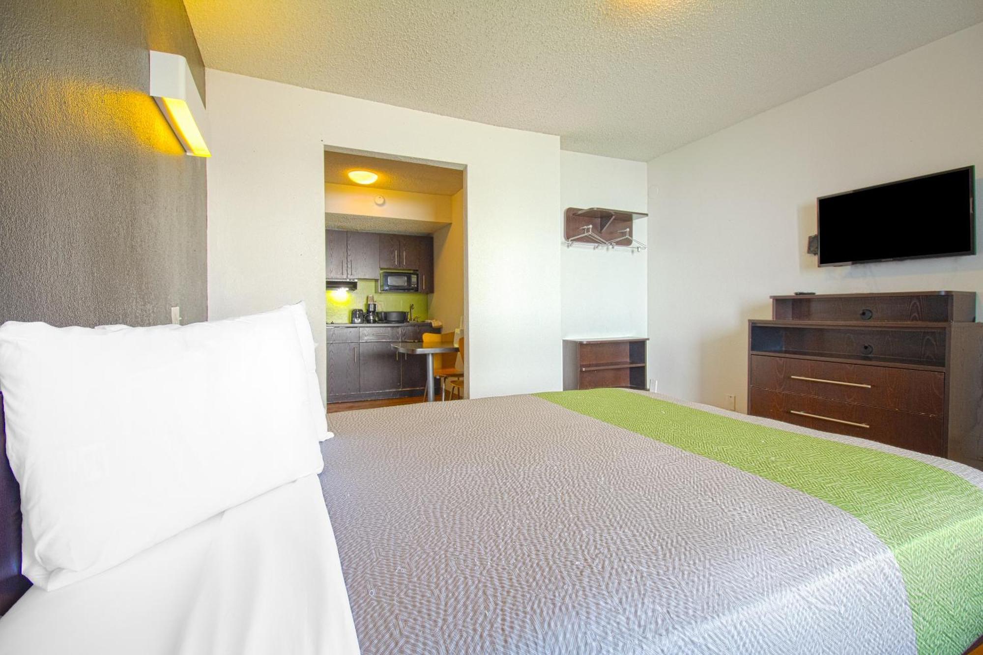 Studio Inn Extended Stay Oklahoma City Airport By Oyo Exterior foto